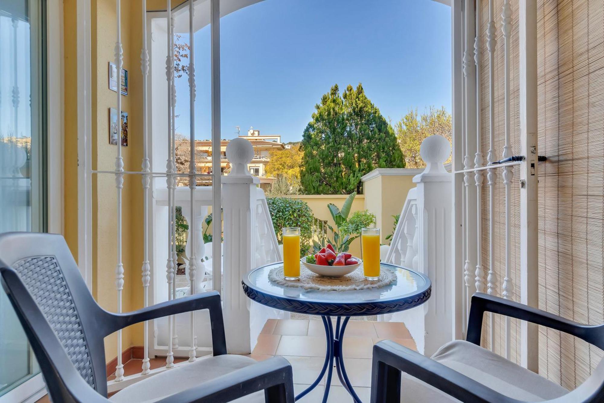 Casita Bonita - With Private Garden Near Beach In خافييا المظهر الخارجي الصورة